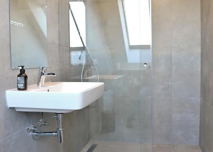 Hof Reinecke Bed & Breakfast *